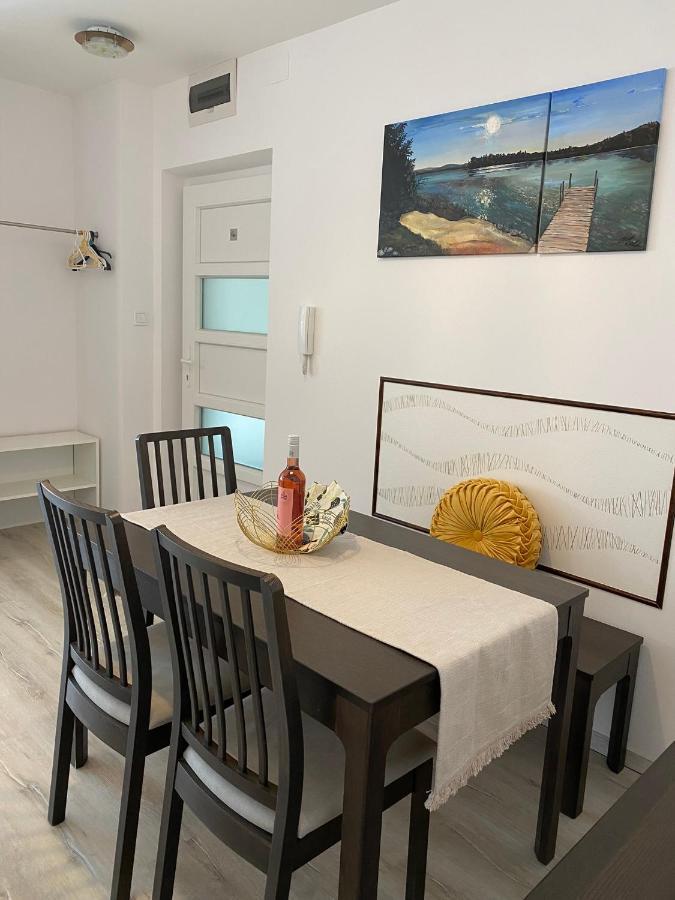 Moonshine Szeged Apartment ภายนอก รูปภาพ