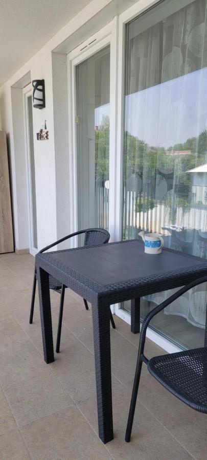 Moonshine Szeged Apartment ภายนอก รูปภาพ