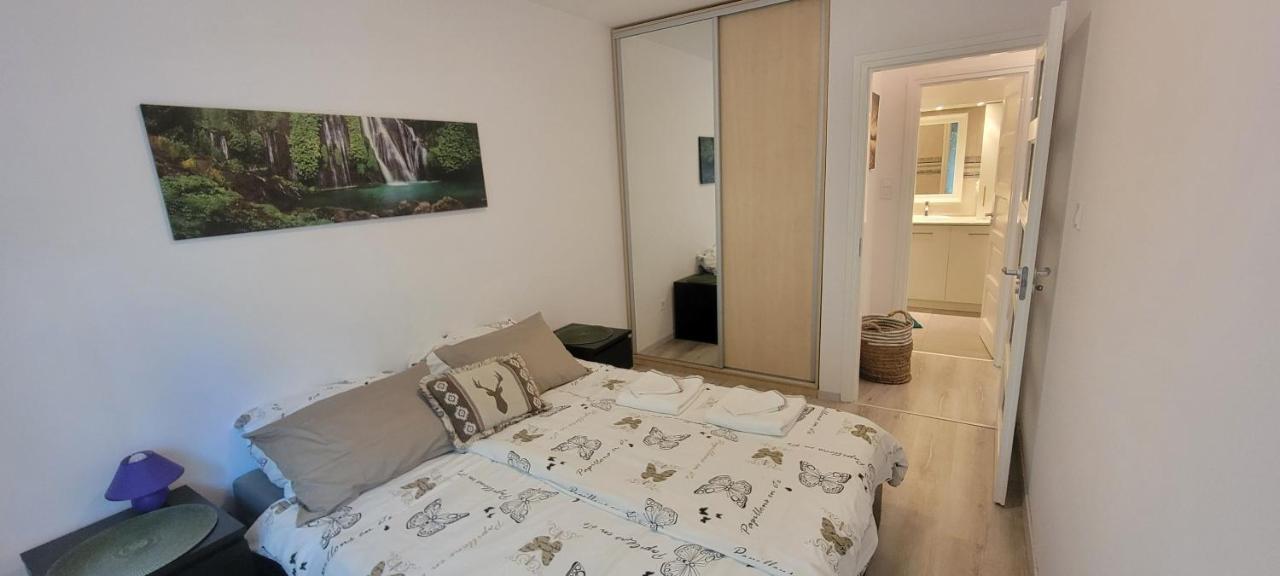 Moonshine Szeged Apartment ภายนอก รูปภาพ